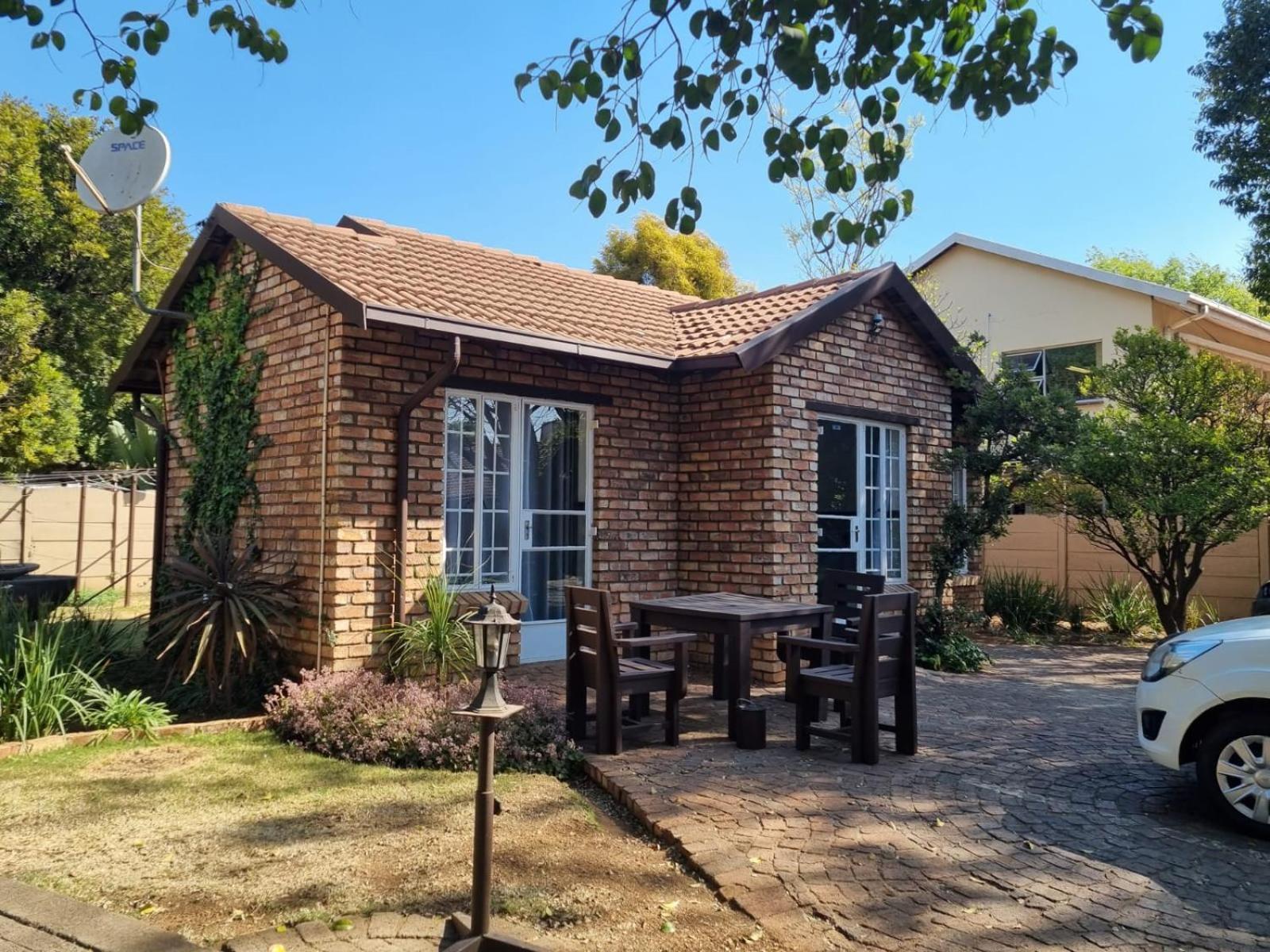 קמפטון פארק Emerald Guesthouse מראה חיצוני תמונה