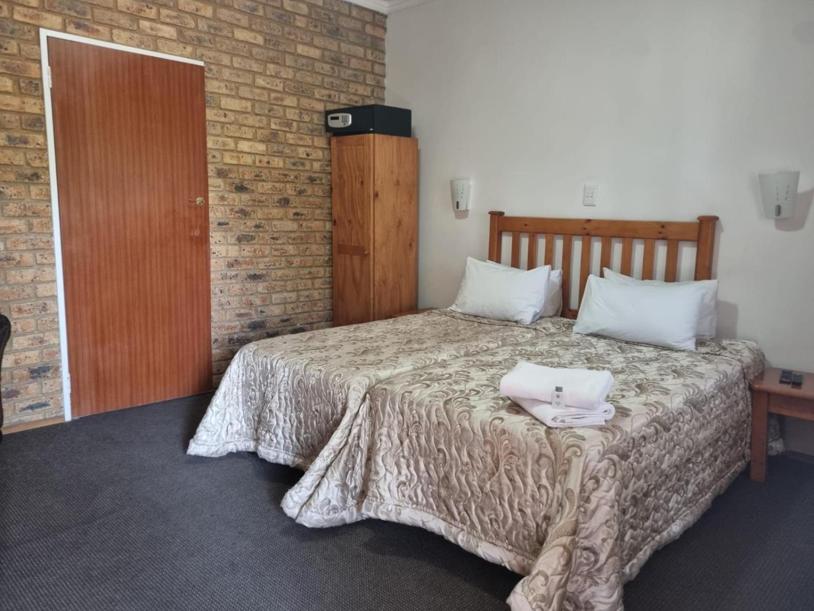 קמפטון פארק Emerald Guesthouse מראה חיצוני תמונה